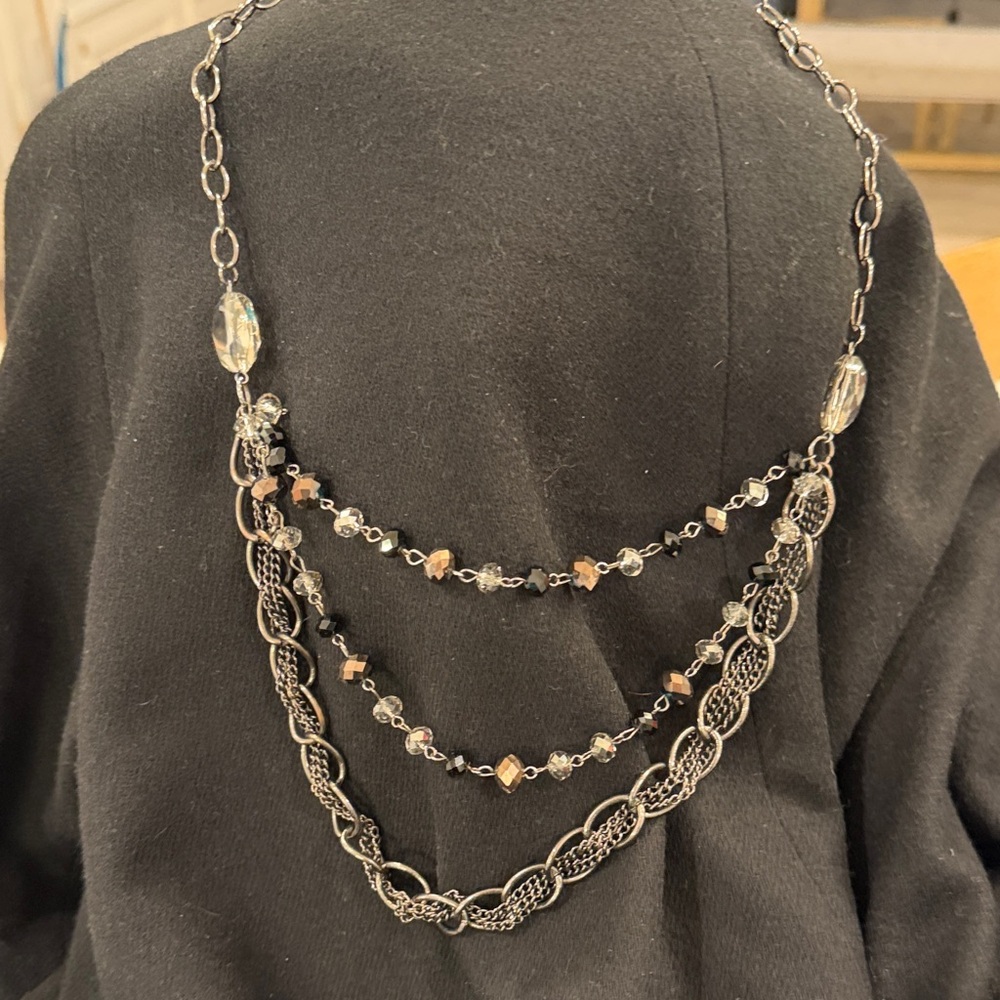Elegant Black and Silver Layered Necklace